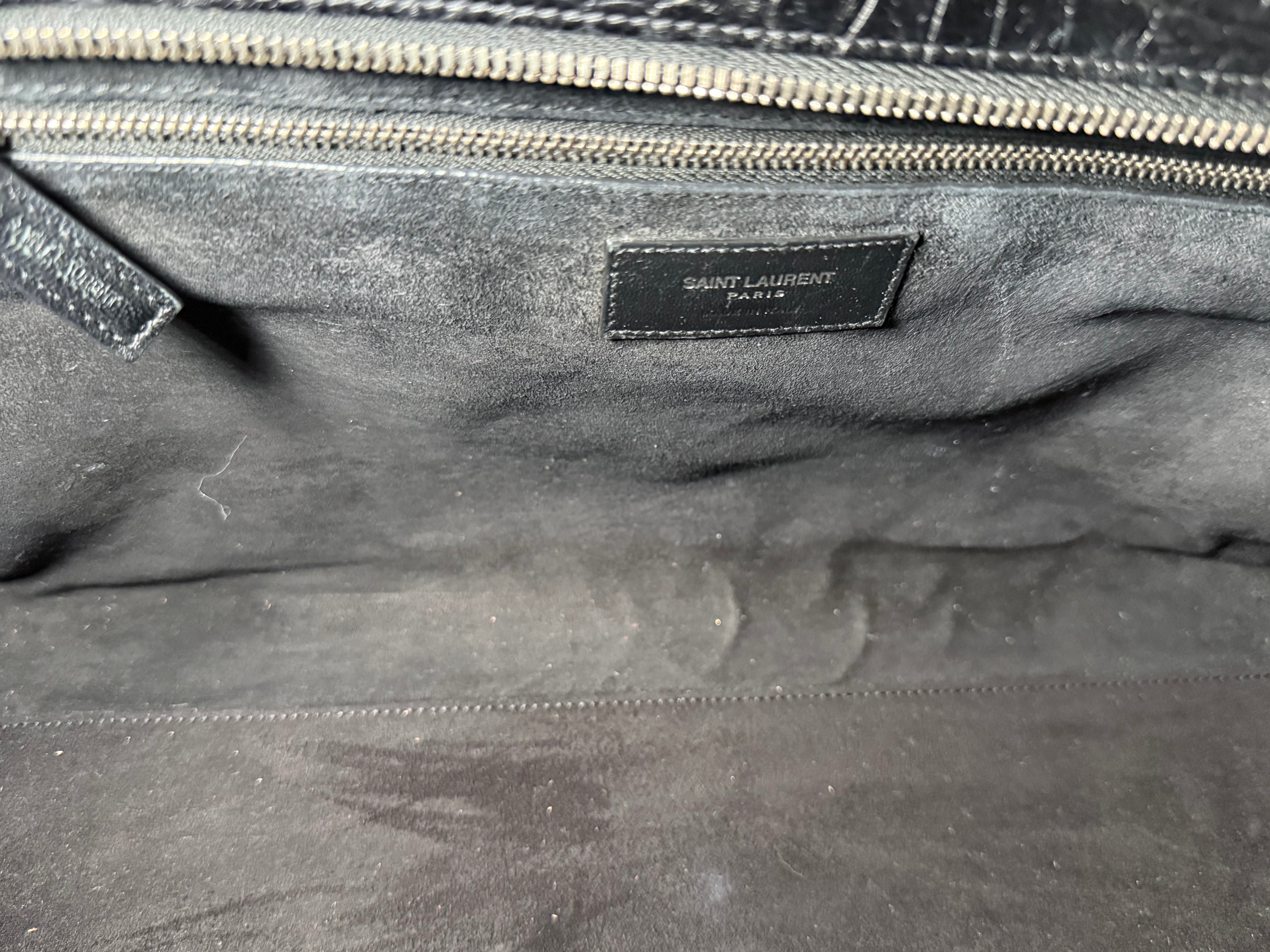 ♟️ Saint Laurent Sac de Jour – Black Croc-Embossed Leather