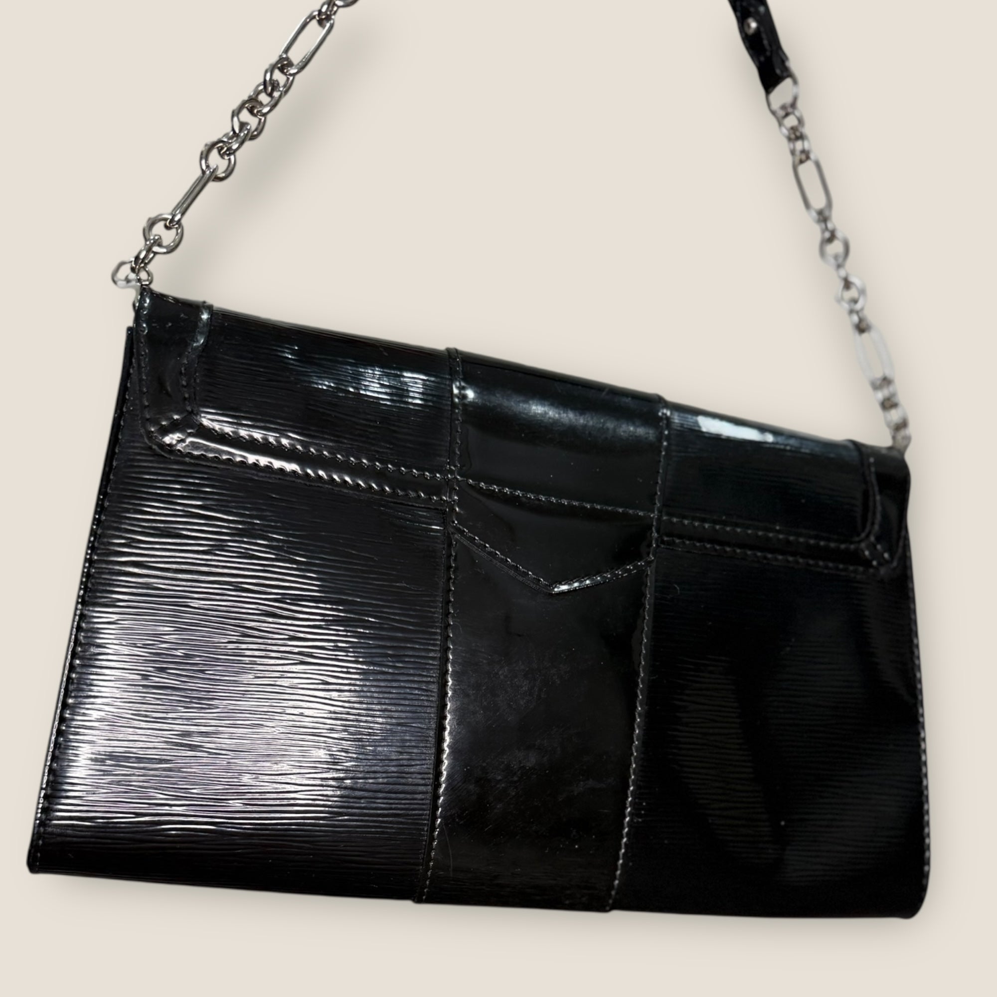 🖤 Louis Vuitton Montaigne Clutch – Epi Electric Leather