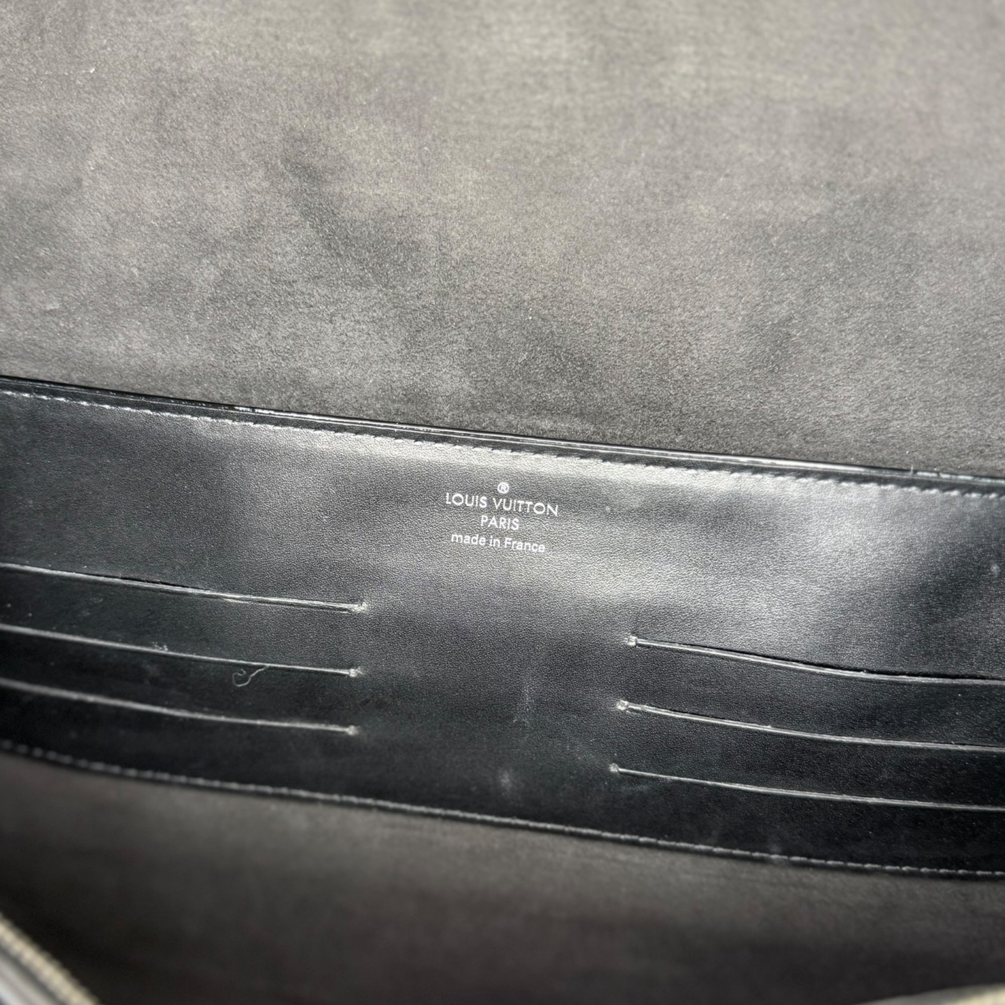 🖤 Louis Vuitton Montaigne Clutch – Epi Electric Leather