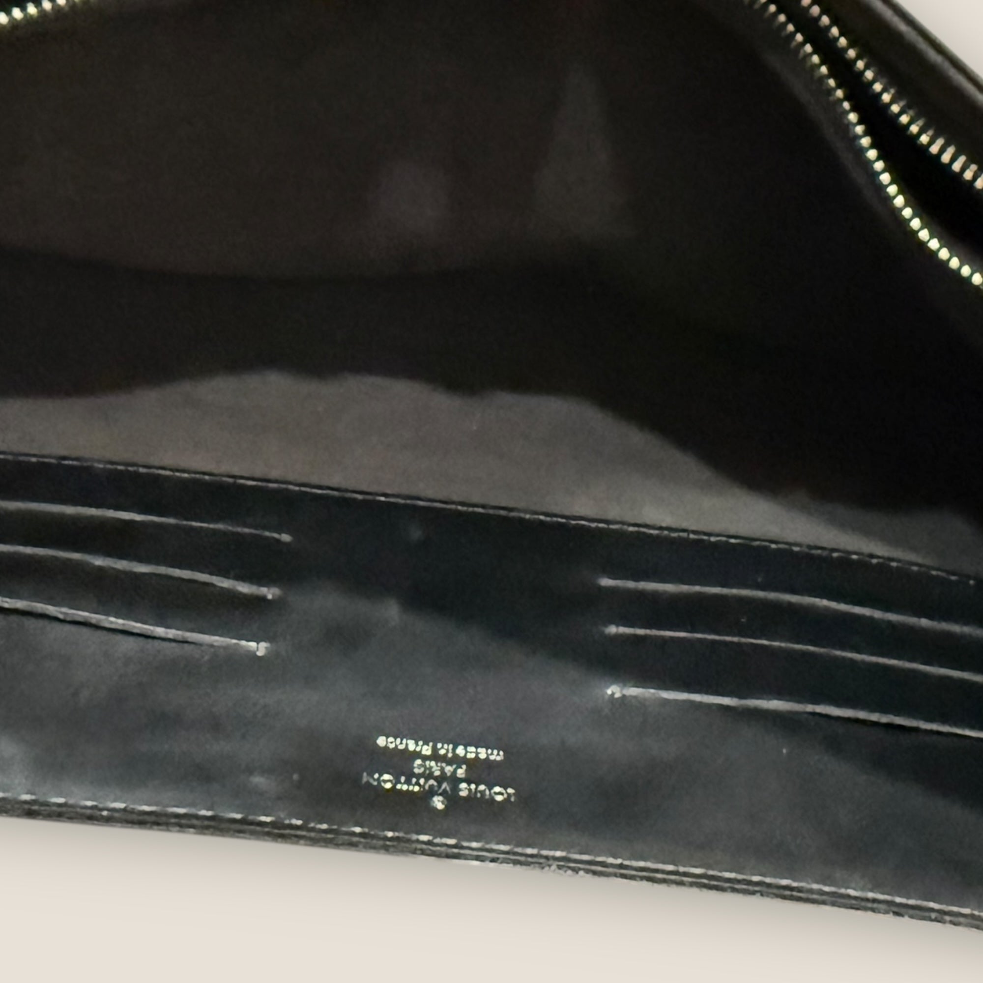 🖤 Louis Vuitton Montaigne Clutch – Epi Electric Leather