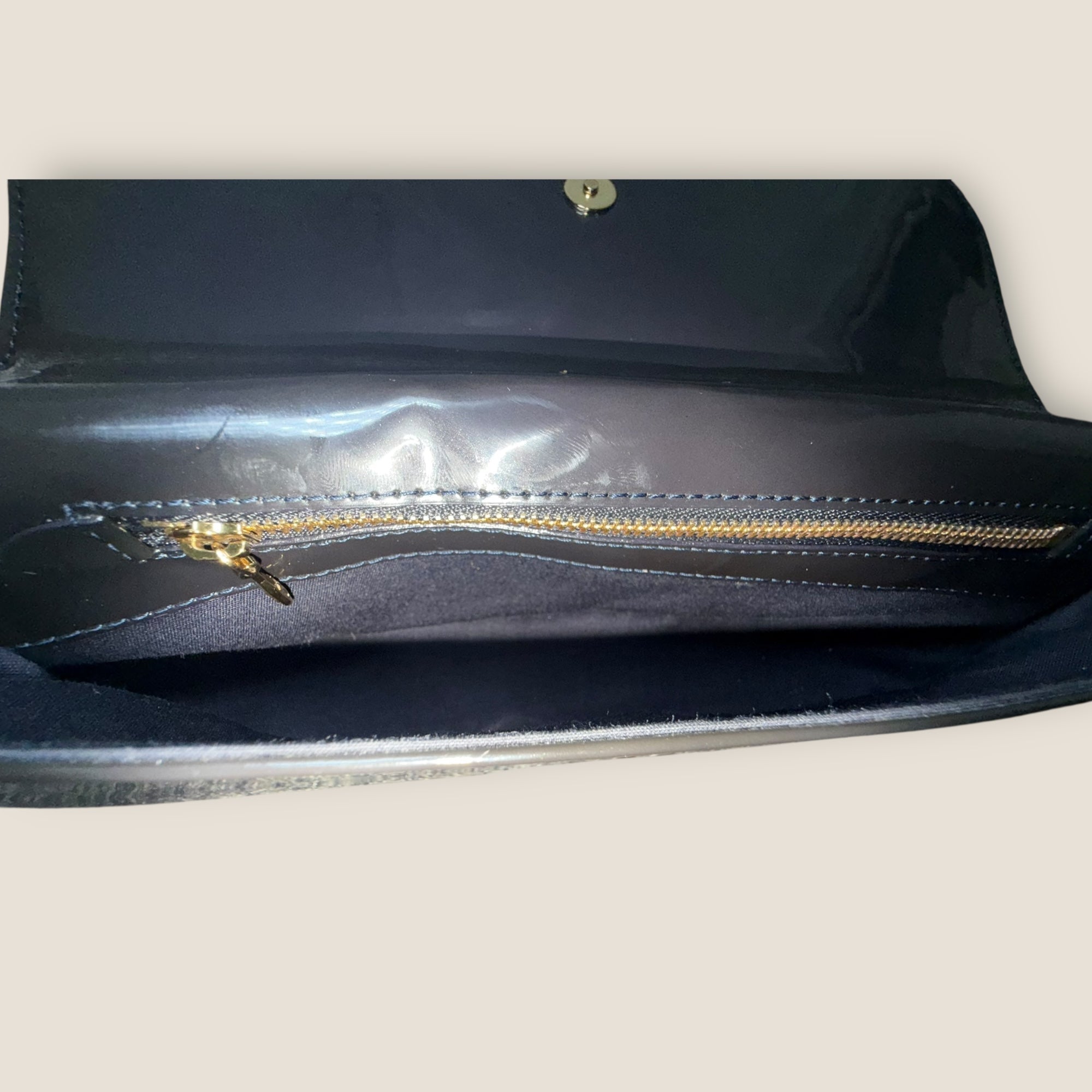 🗝️ Black Monogram Vernis Sobe Clutch