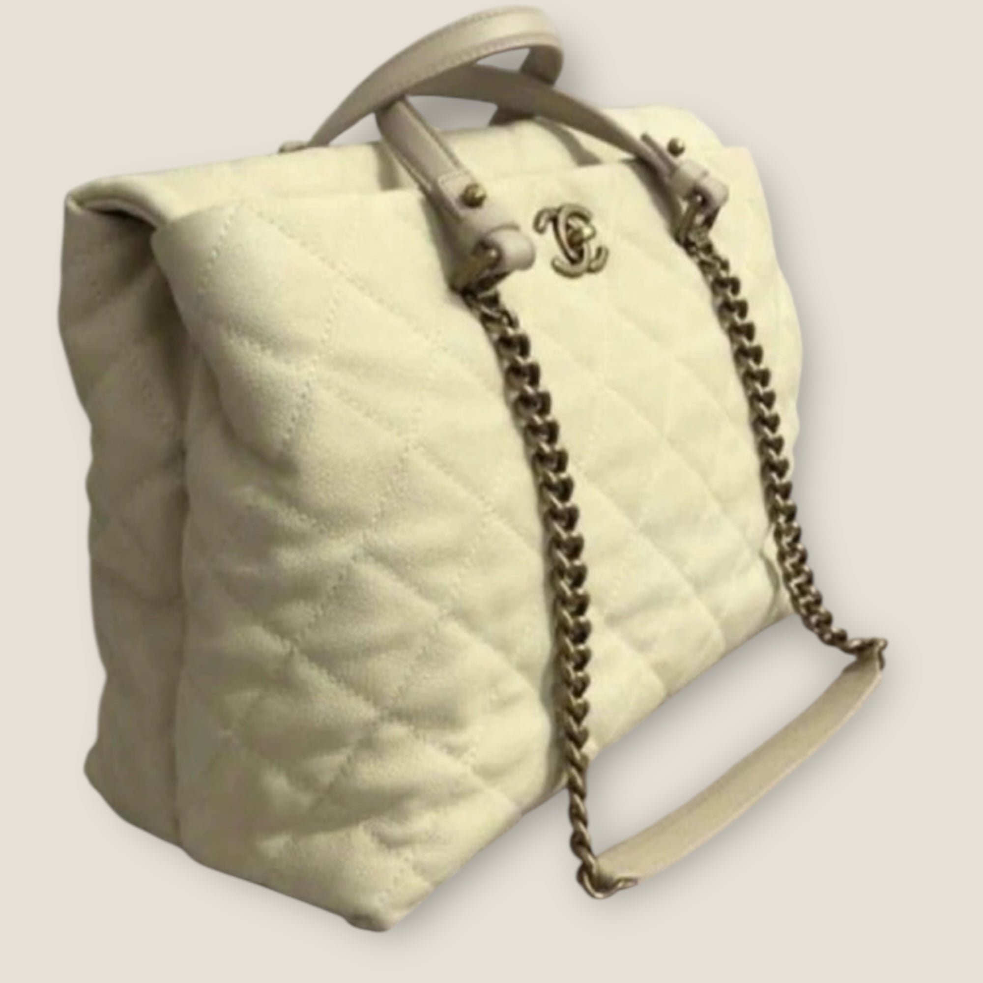 🍨 Chanel Large Quilted Caviar Leather Tote in Ivory with Gold Hardware