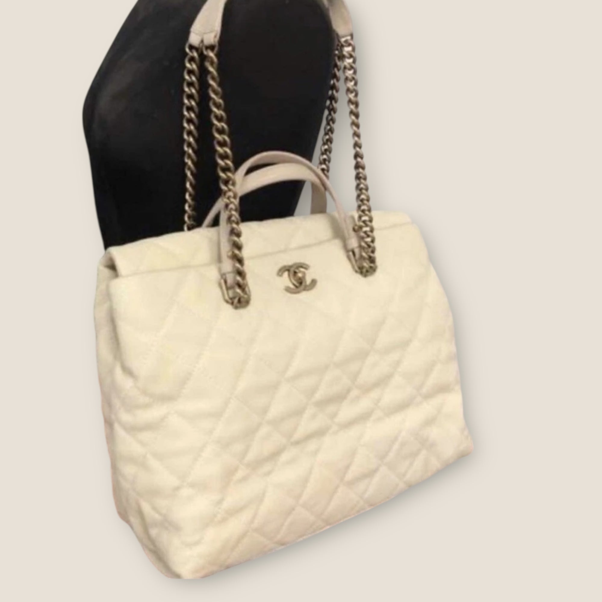 🍨 Chanel Large Quilted Caviar Leather Tote in Ivory with Gold Hardware