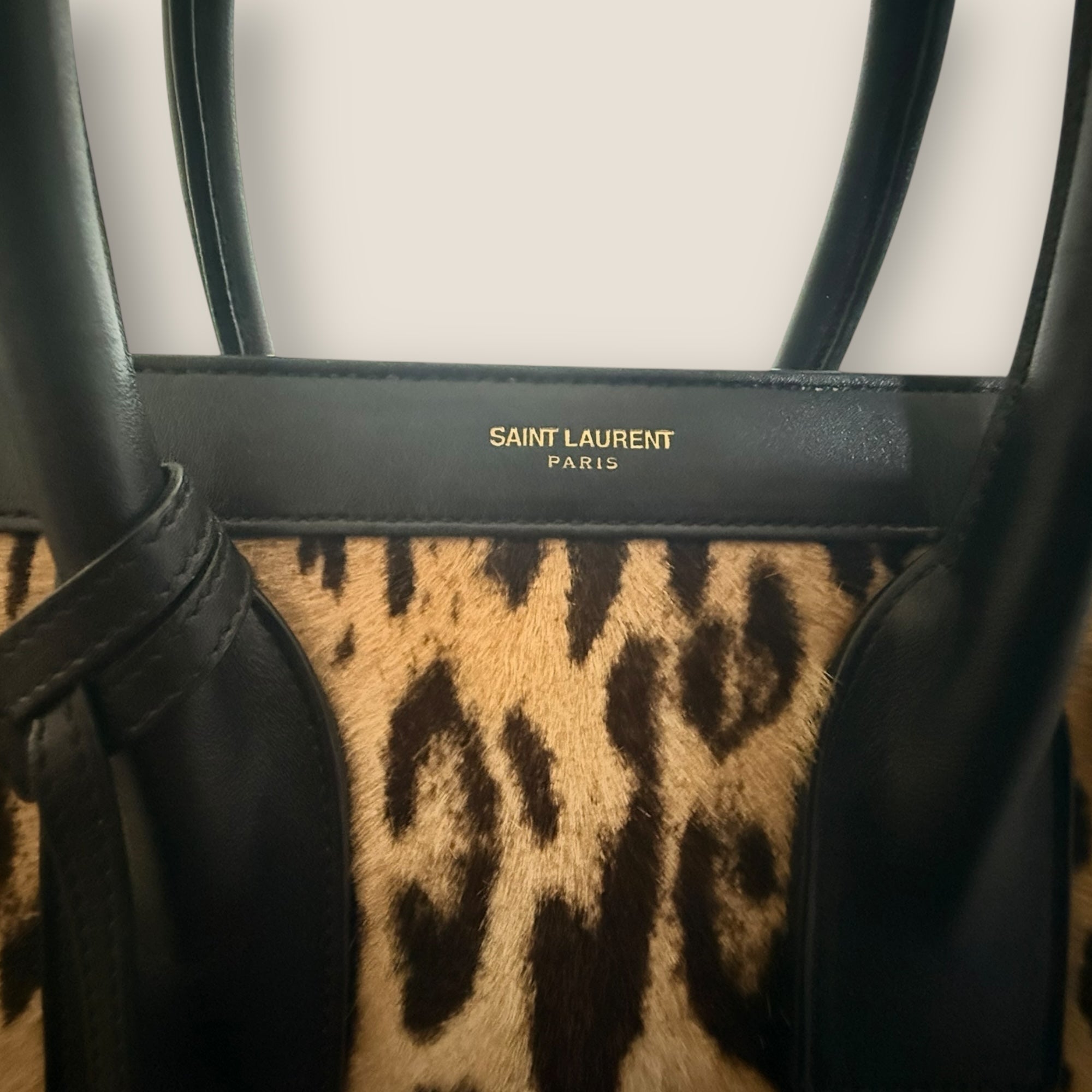 đ Saint Laurent Sac de Jour â Leopard Calf Hair & Black Leather (Large)