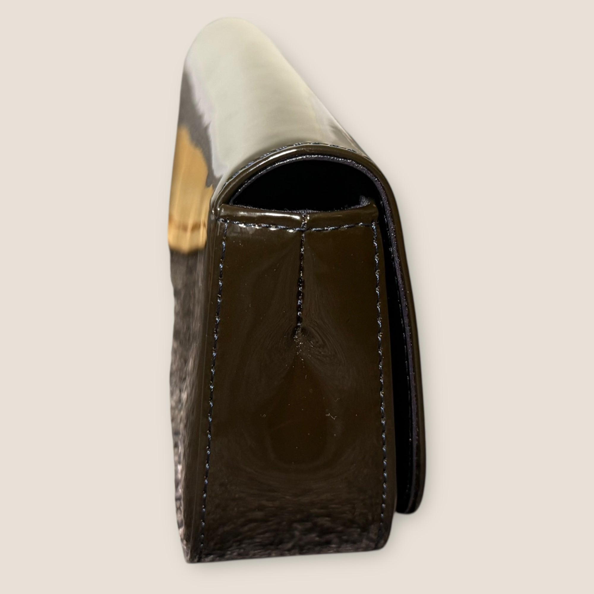 🗝️ Black Monogram Vernis Sobe Clutch